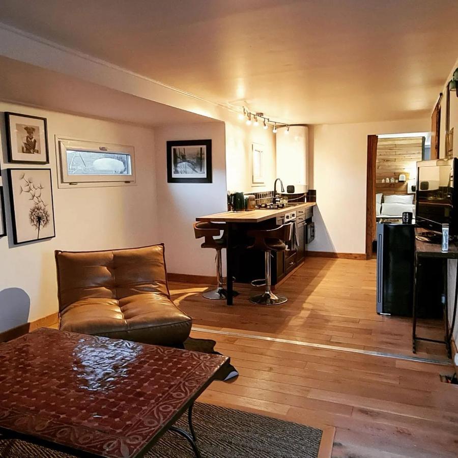 Le Monde D'Echozellia Hotell Saint-Germain-des-Champs Eksteriør bilde