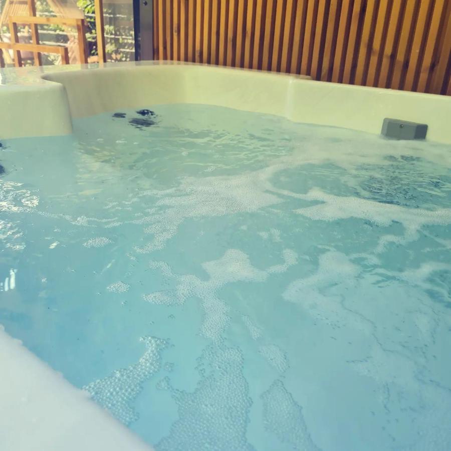Le Monde D'Echozellia Hotell Saint-Germain-des-Champs Eksteriør bilde
