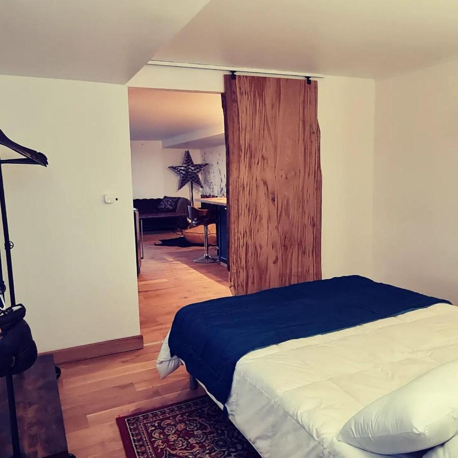 Le Monde D'Echozellia Hotell Saint-Germain-des-Champs Eksteriør bilde