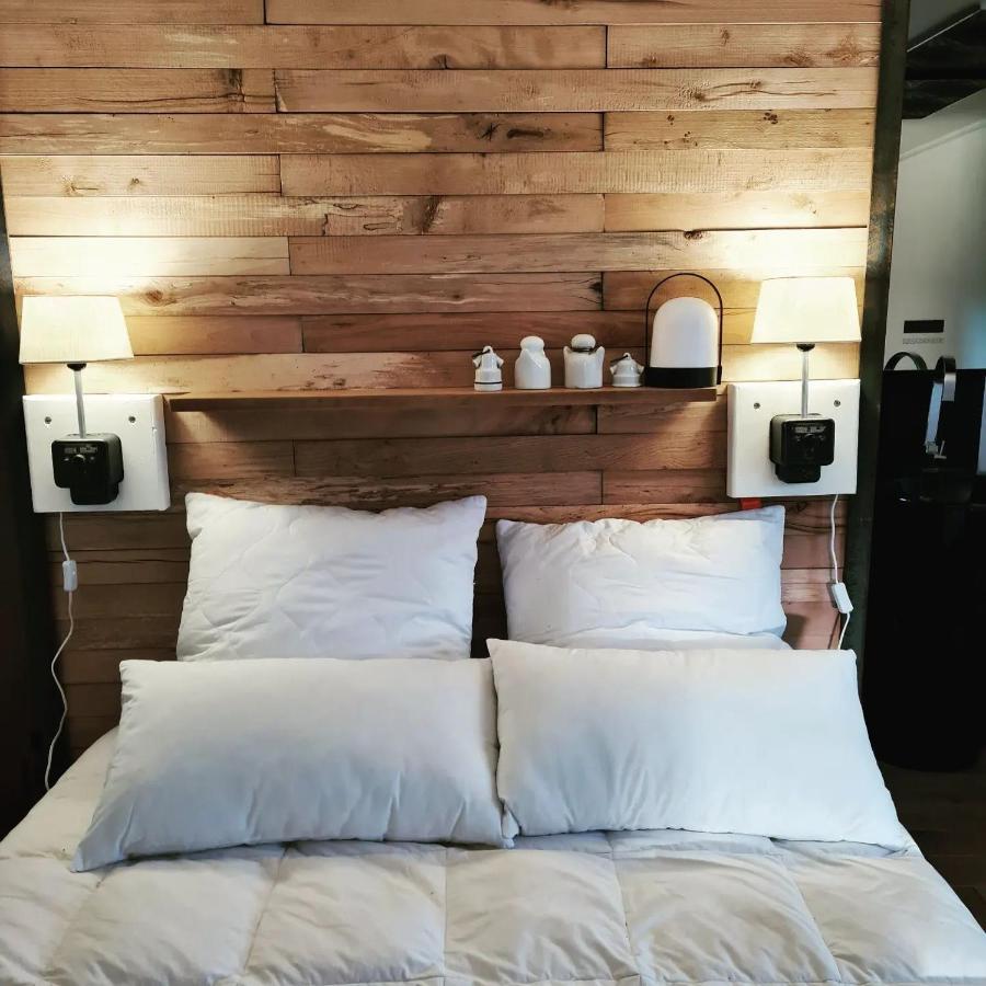 Le Monde D'Echozellia Hotell Saint-Germain-des-Champs Eksteriør bilde
